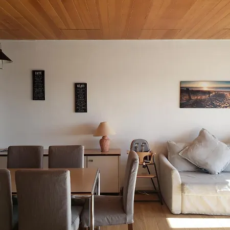 En Bord De Apartamento *